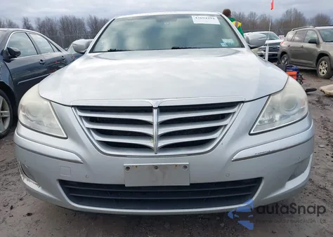 2009 Hyundai Genesis 4.6 z USA, uszkodzony, nr VIN KMHGC46F89U062840